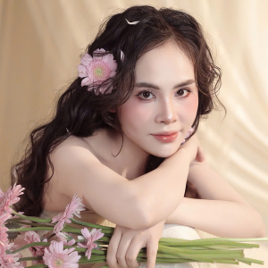 Chị Mai Anh